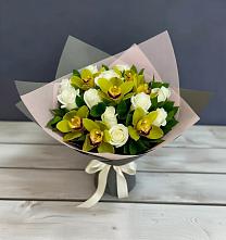 Букет цветов из:  Орхидеи и Розы в Малом Верево