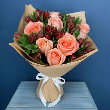 Букет цветов из:  Розы и Альстромерии #REPLACE_PRED# Малом Верево