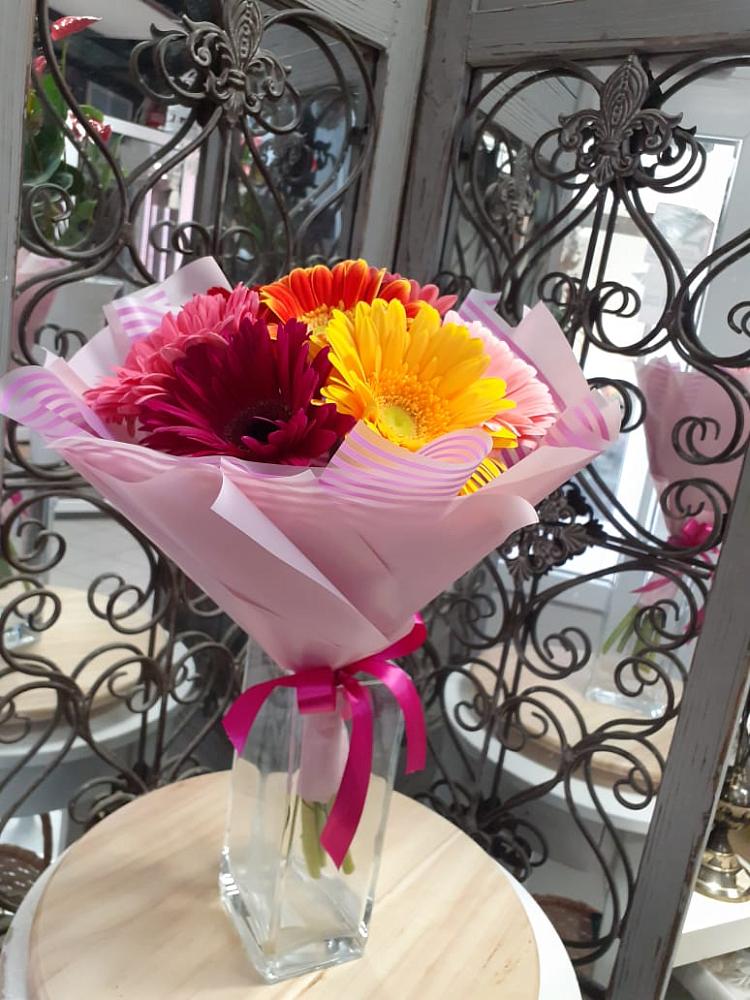 Букет цветов из: Герберы в Малом Верево