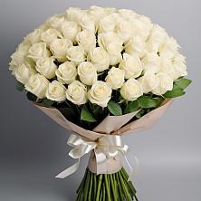 Букет 101 беля роза Белоснежка в Малом Верево