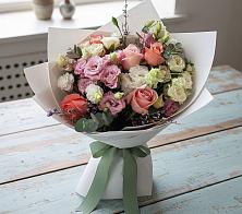 Букет цветов из:  Розы, Лизиантусы и Гвоздики в Малом Верево