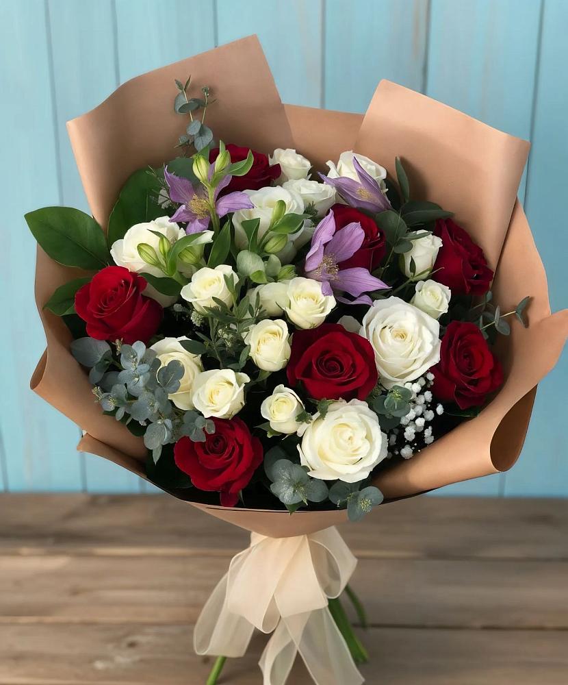 Букет цветов из: Розы и Альстромерии в Малом Верево